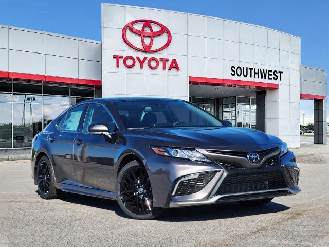 2024 Toyota Camry Vehicle Photo in Lawton, OK 73505-3409