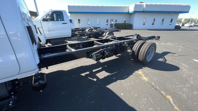 2023 Chevrolet Silverado Chassis Cab Vehicle Photo in INDIANAPOLIS, IN 46227-0991