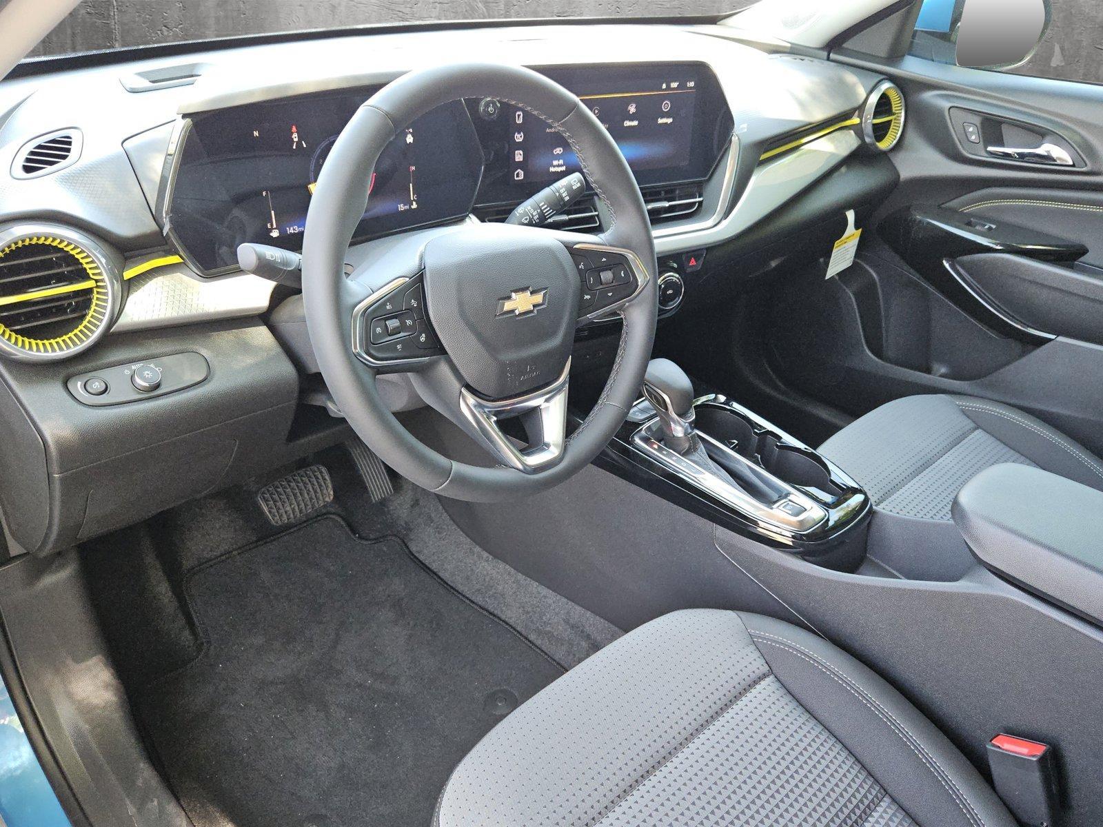 2025 Chevrolet Trax Vehicle Photo in GILBERT, AZ 85297-0446