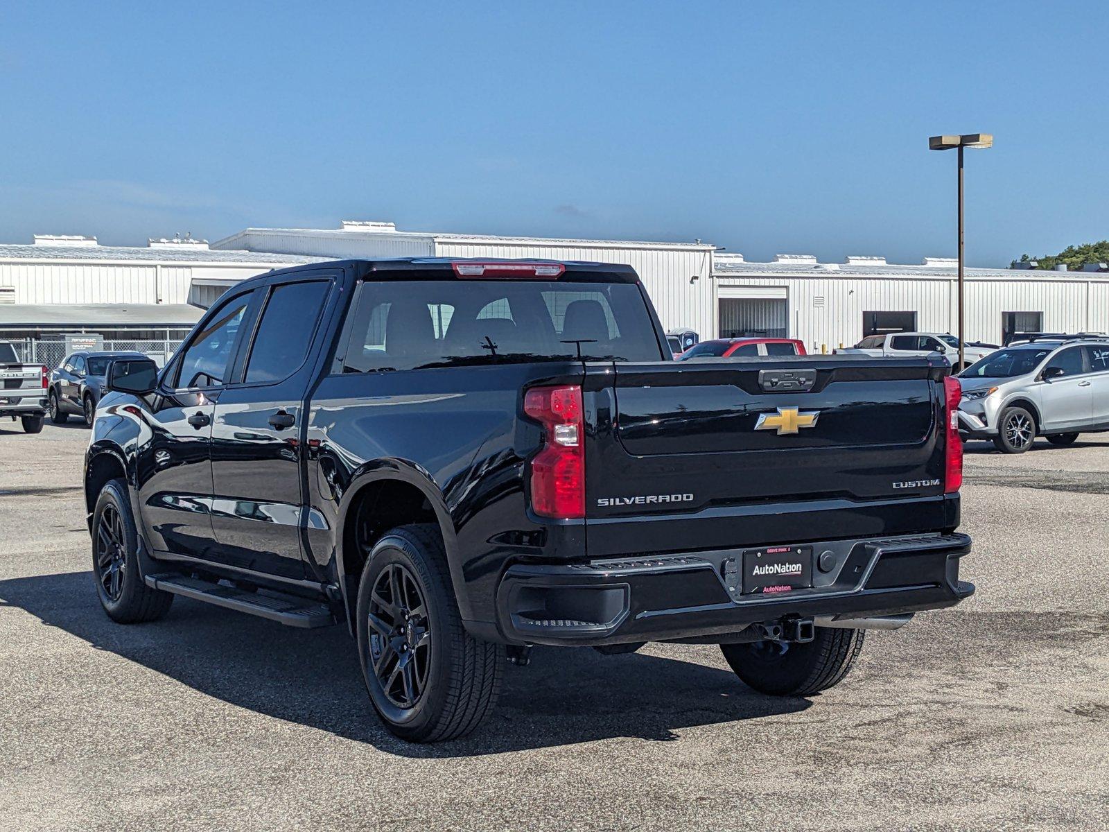 2024 Chevrolet Silverado 1500 Vehicle Photo in ORLANDO, FL 32812-3021