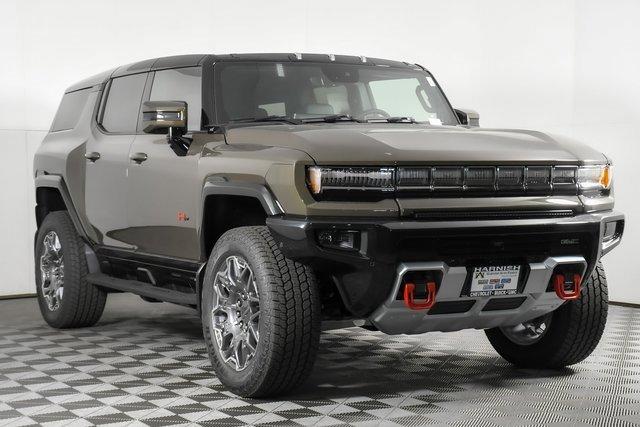 2025 GMC HUMMER EV SUV Vehicle Photo in PUYALLUP, WA 98371-4149