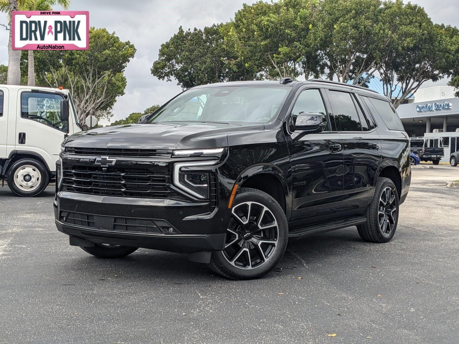 2025 Chevrolet Tahoe Vehicle Photo in GREENACRES, FL 33463-3207