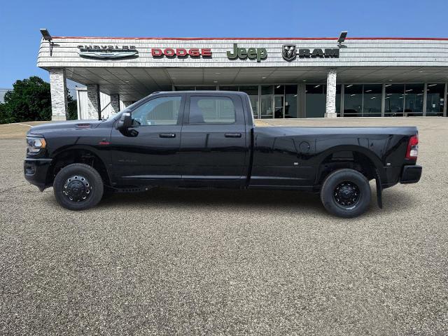 2024 Ram 3500 Vehicle Photo in Ennis, TX 75119-5114