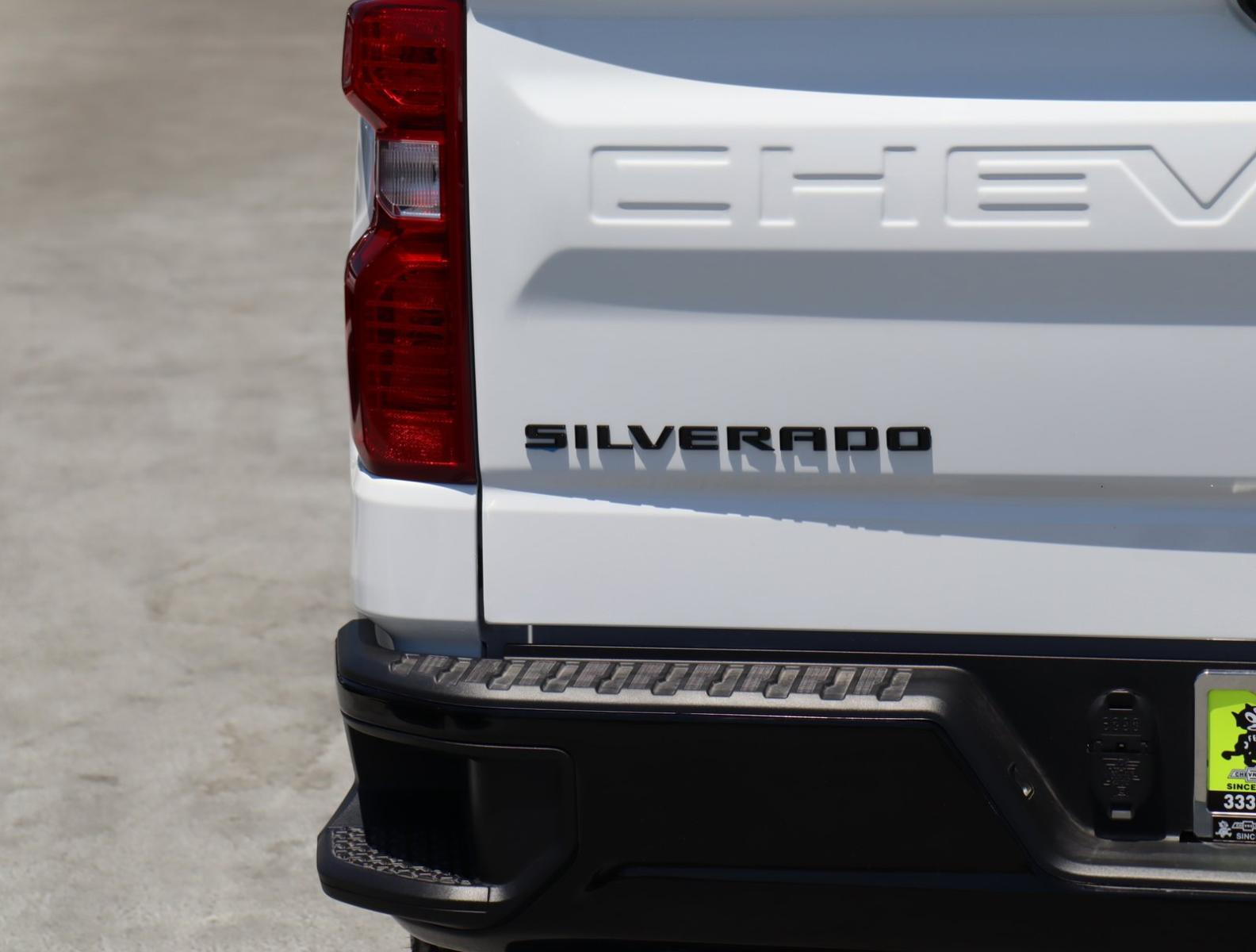 2024 Chevrolet Silverado 1500 Vehicle Photo in LOS ANGELES, CA 90007-3794