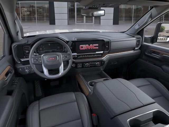 2024 GMC Sierra 2500 HD Vehicle Photo in PASADENA, CA 91107-3803