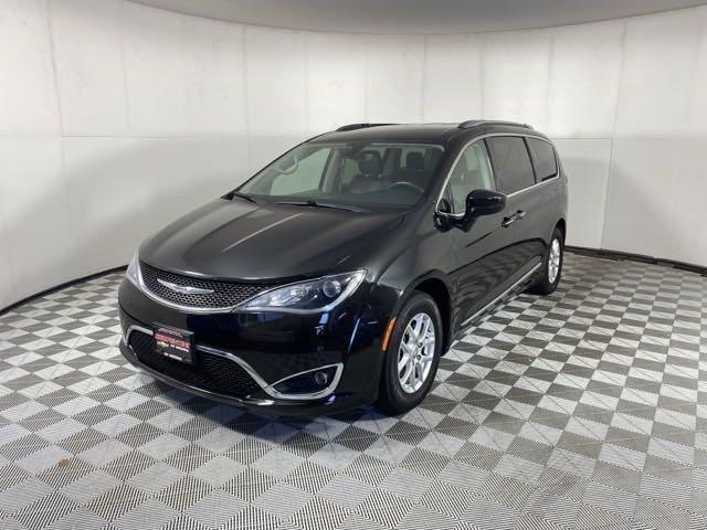 2020 Chrysler Pacifica Vehicle Photo in MEDINA, OH 44256-9001