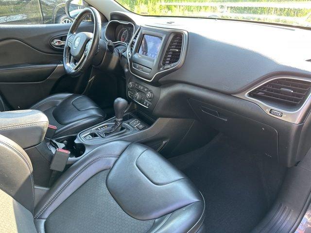 2019 Jeep Cherokee Vehicle Photo in MEDINA, OH 44256-9631