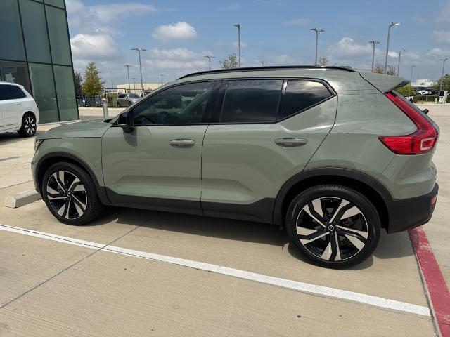 2023 Volvo XC40 Vehicle Photo in Grapevine, TX 76051