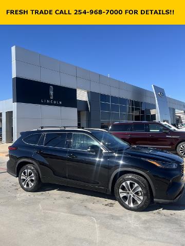 2022 Toyota Highlander Vehicle Photo in Stephenville, TX 76401-3713