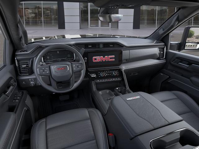 2025 GMC Sierra 2500 HD Vehicle Photo in MEDINA, OH 44256-9631