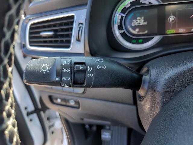 2017 Kia Niro Vehicle Photo in Green Bay, WI 54304