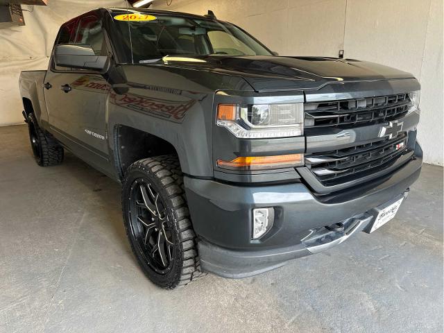 2017 Chevrolet Silverado 1500 Vehicle Photo in RED SPRINGS, NC 28377-1640