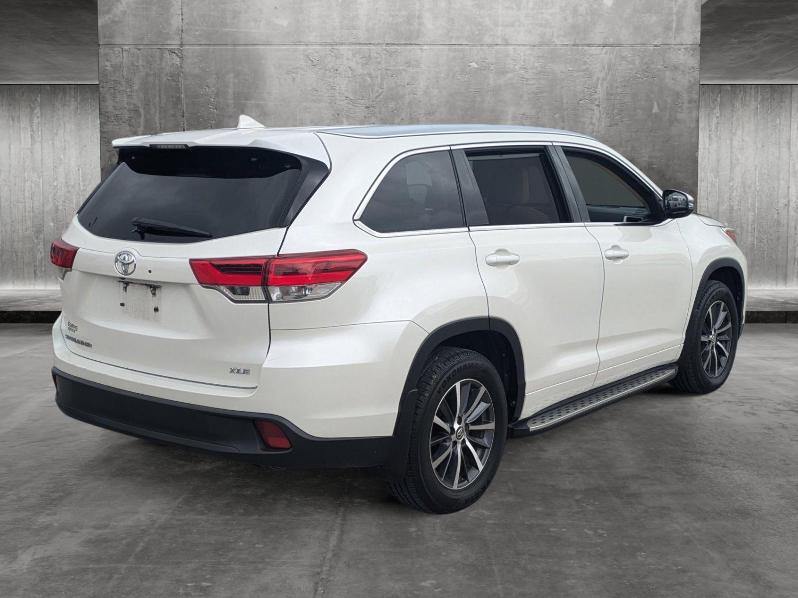 2017 Toyota Highlander Vehicle Photo in Corpus Christi, TX 78415