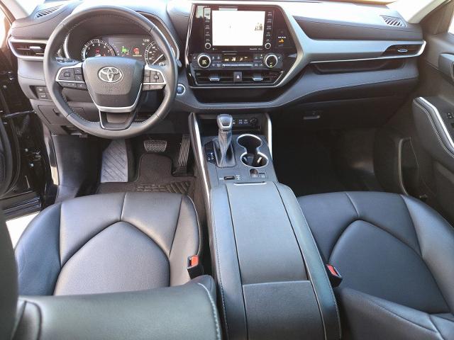 2022 Toyota Highlander Vehicle Photo in WEATHERFORD, TX 76087