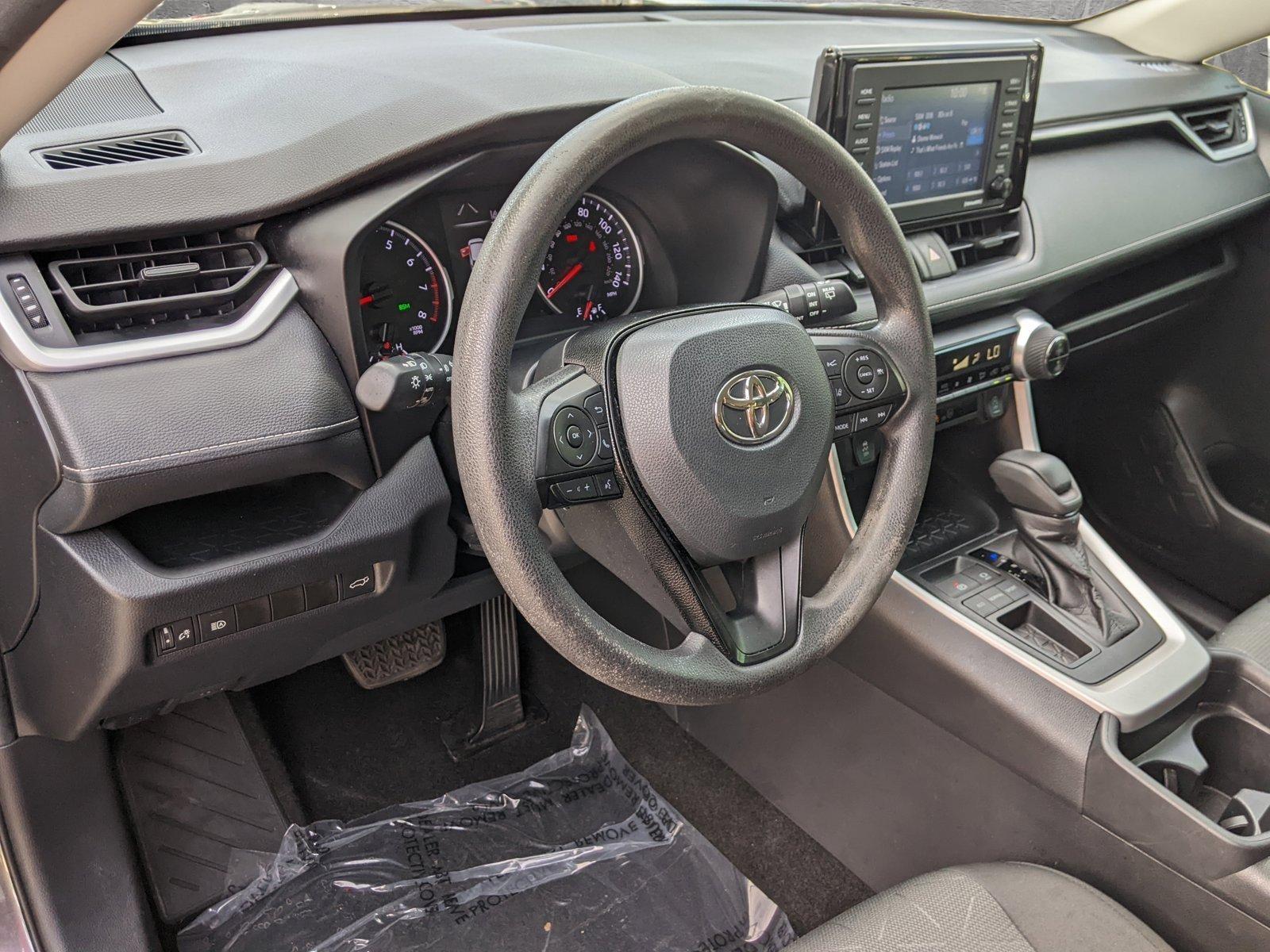 2021 Toyota RAV4 Vehicle Photo in Pembroke Pines , FL 33084