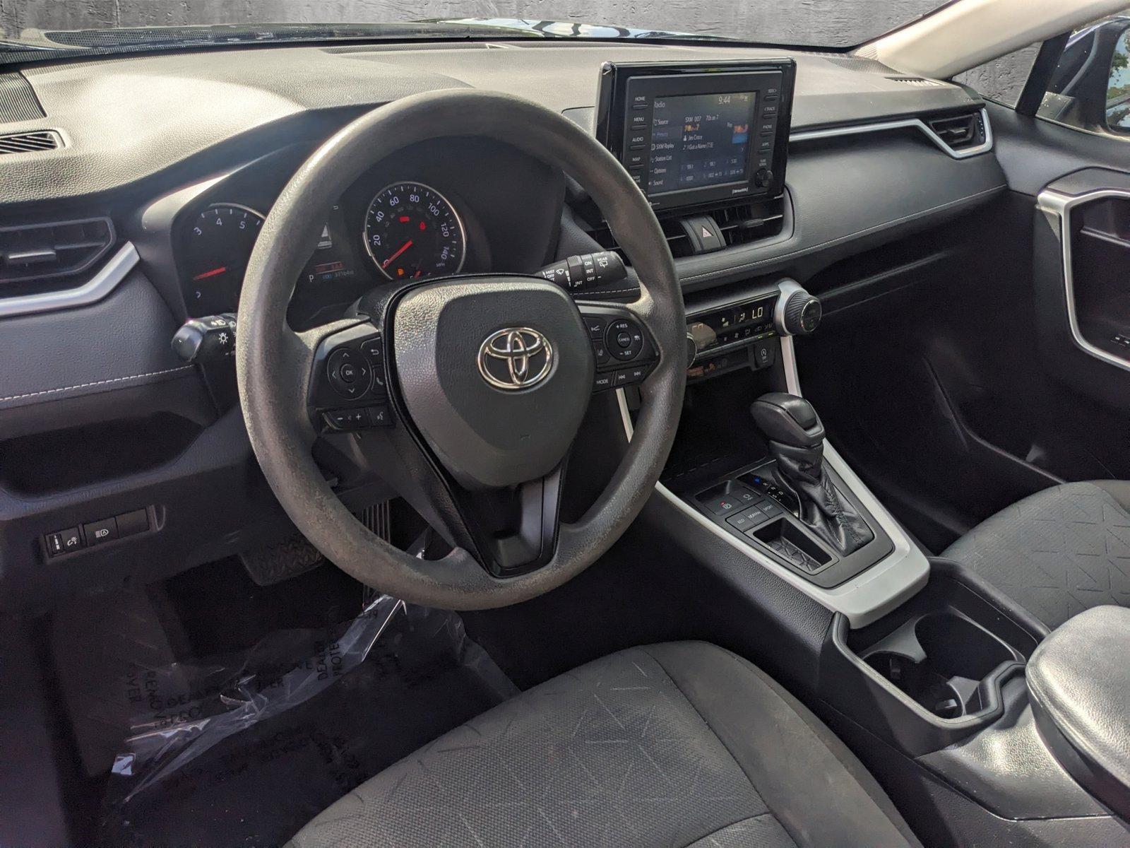 2021 Toyota RAV4 Vehicle Photo in GREENACRES, FL 33463-3207