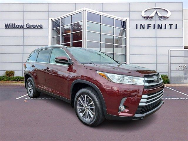 2019 Toyota Highlander Vehicle Photo in Willow Grove, PA 19090