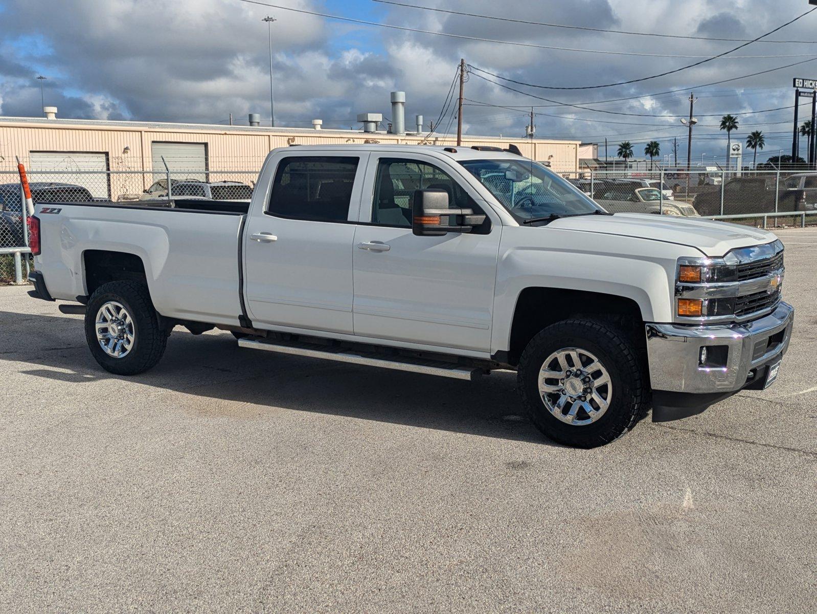 2016 Chevrolet Silverado 2500 HD Vehicle Photo in Corpus Christi, TX 78415