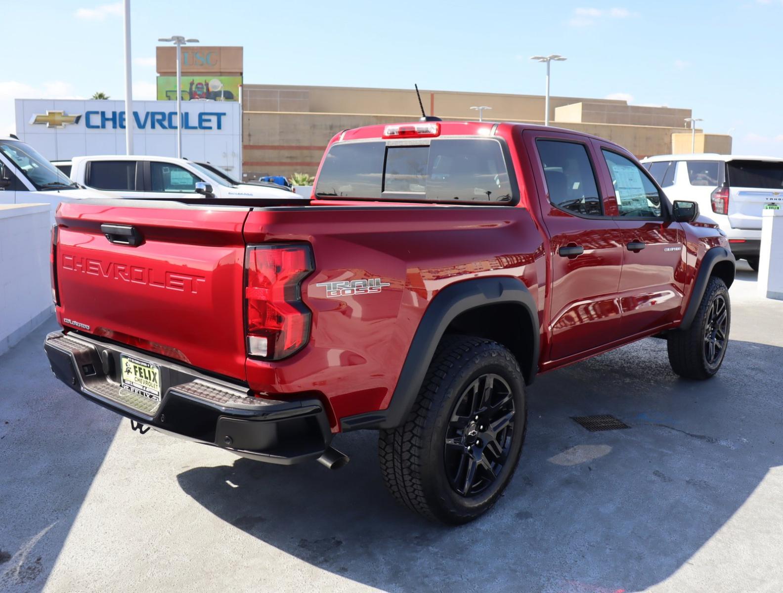 2024 Chevrolet Colorado Vehicle Photo in LOS ANGELES, CA 90007-3794