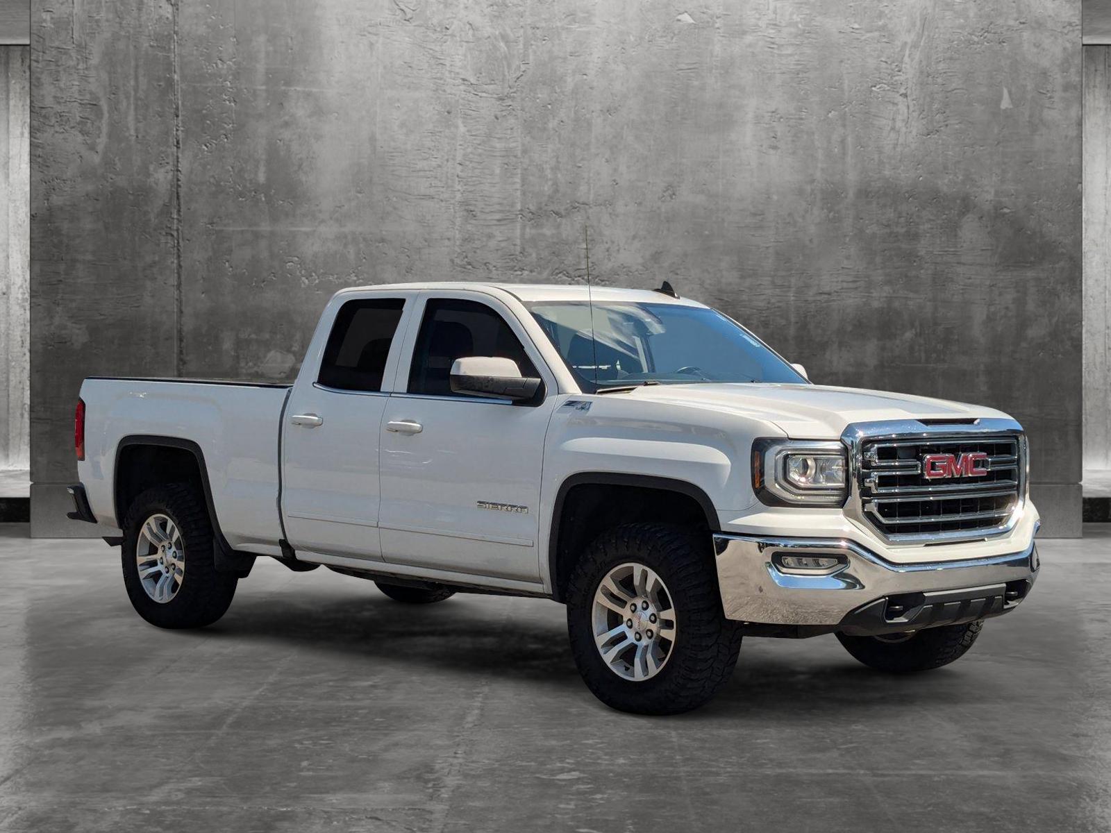 2017 GMC Sierra 1500 Vehicle Photo in St. Petersburg, FL 33713