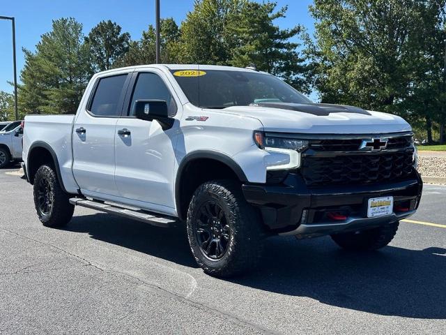 2023 Chevrolet Silverado 1500 Vehicle Photo in COLUMBIA, MO 65203-3903