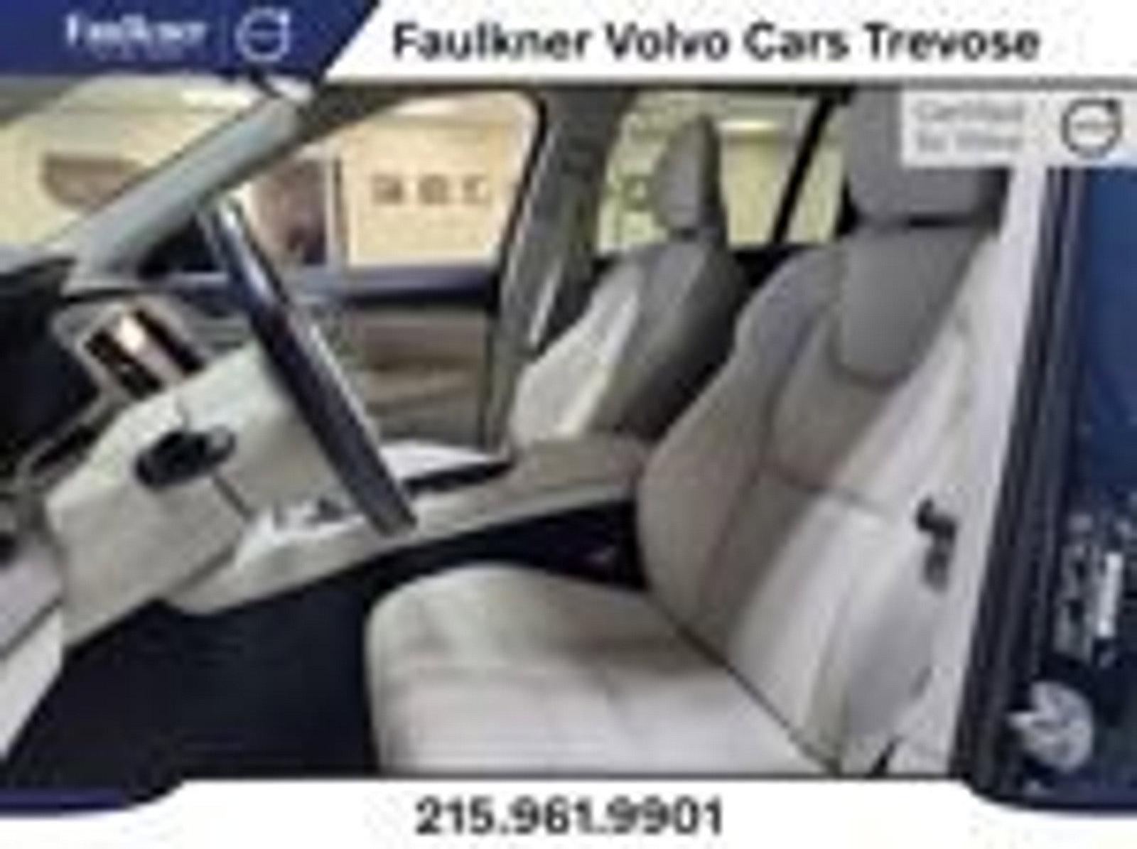 2023 Volvo XC90 Vehicle Photo in Trevose, PA 19053