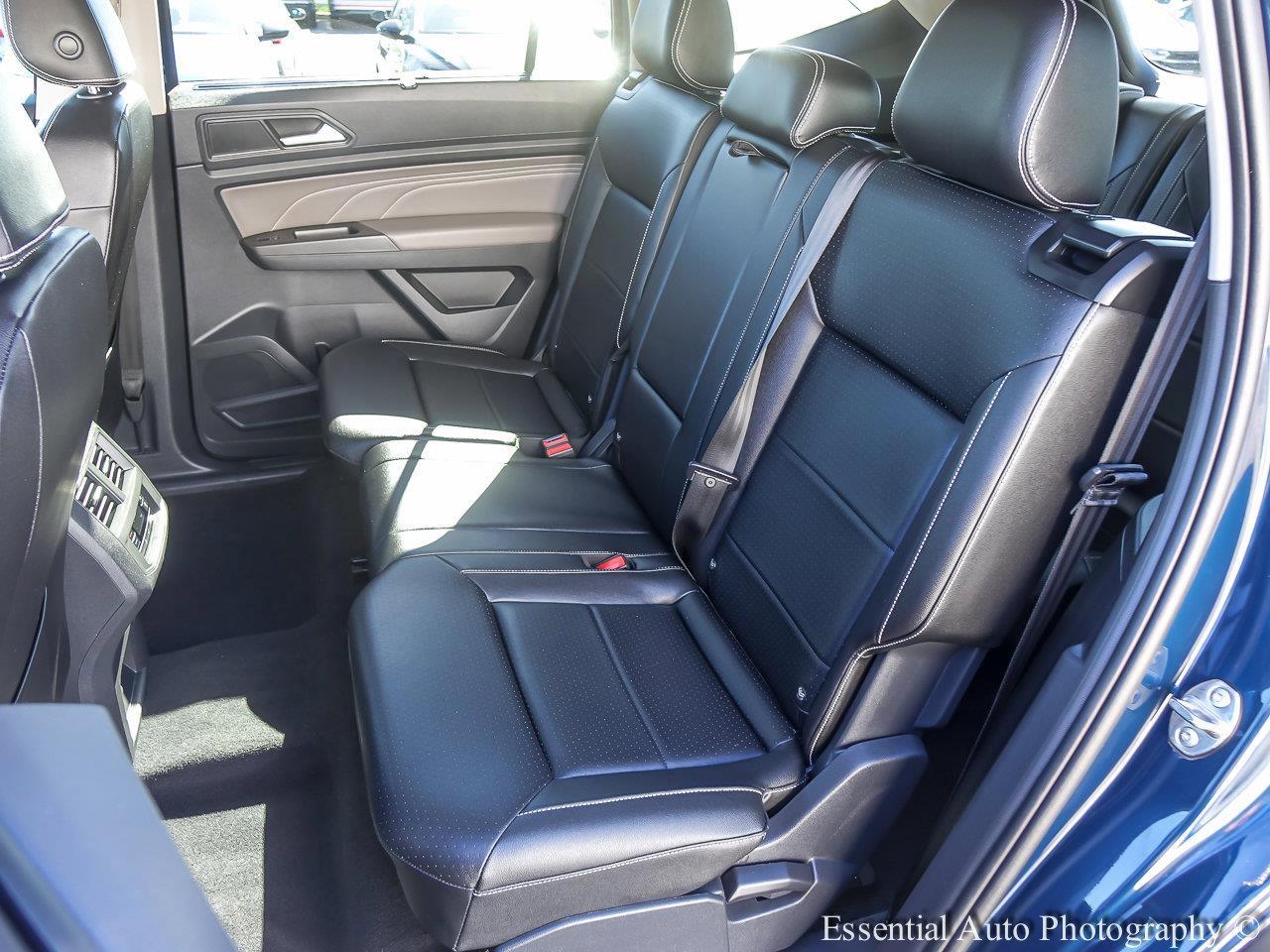 2023 Volkswagen Atlas Vehicle Photo in Saint Charles, IL 60174