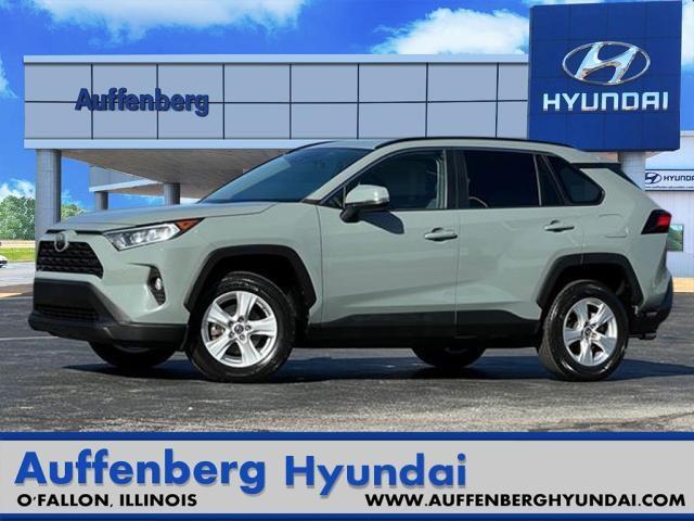 2019 Toyota RAV4 Vehicle Photo in O'Fallon, IL 62269