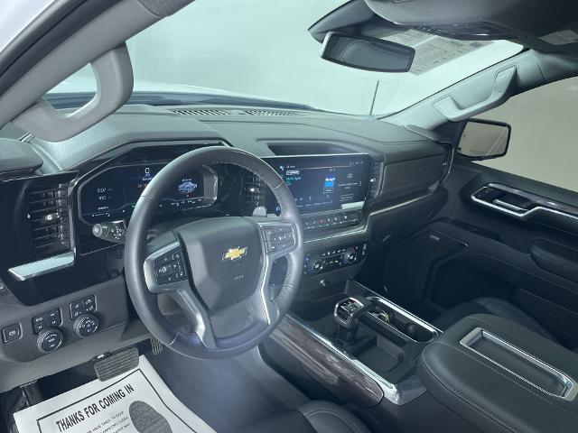 2022 Chevrolet Silverado 1500 Vehicle Photo in GILBERT, AZ 85297-0402