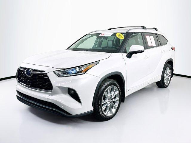 2022 Toyota Highlander Vehicle Photo in Flemington, NJ 08822