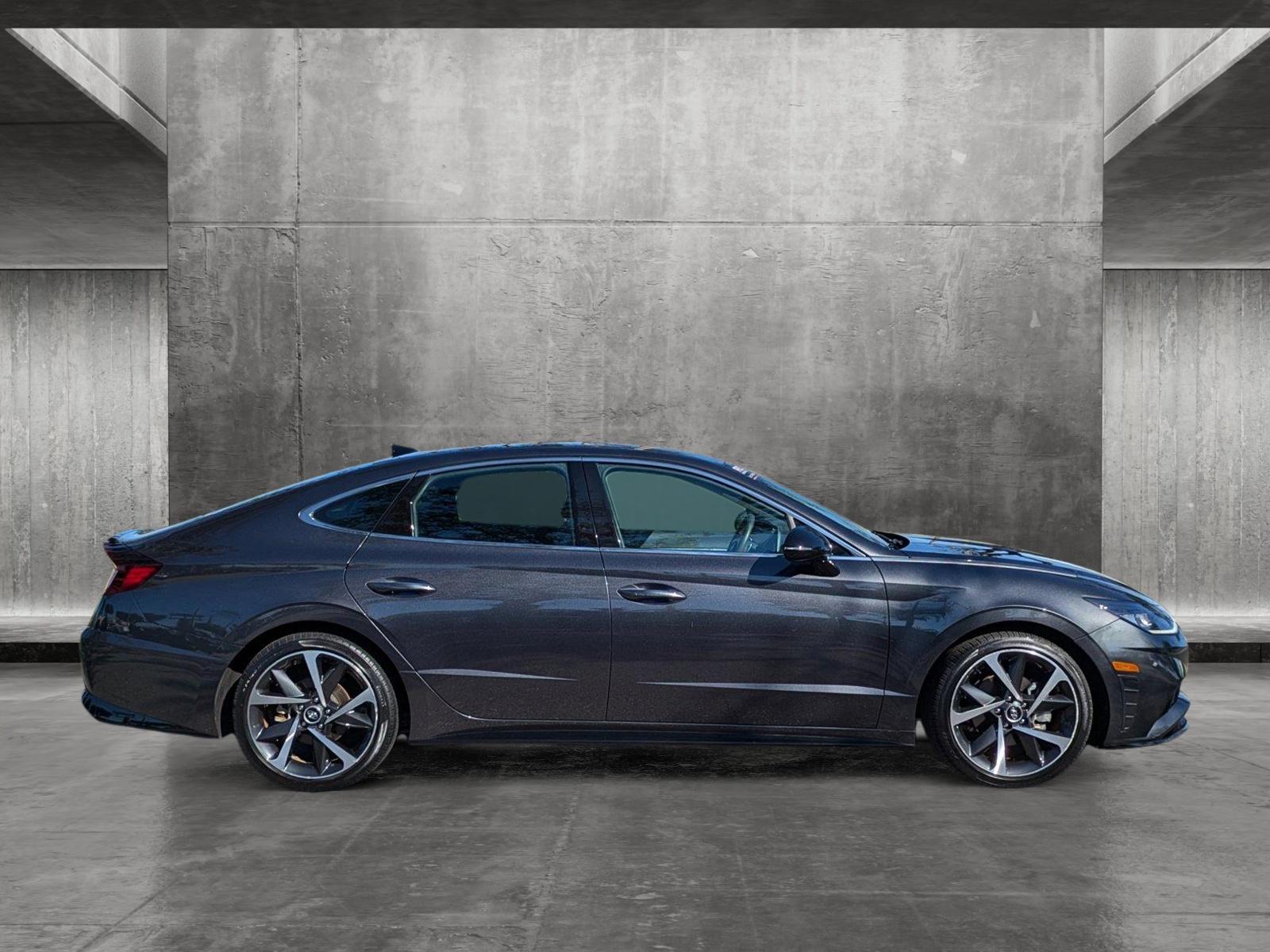 2021 Hyundai SONATA Vehicle Photo in St. Petersburg, FL 33713