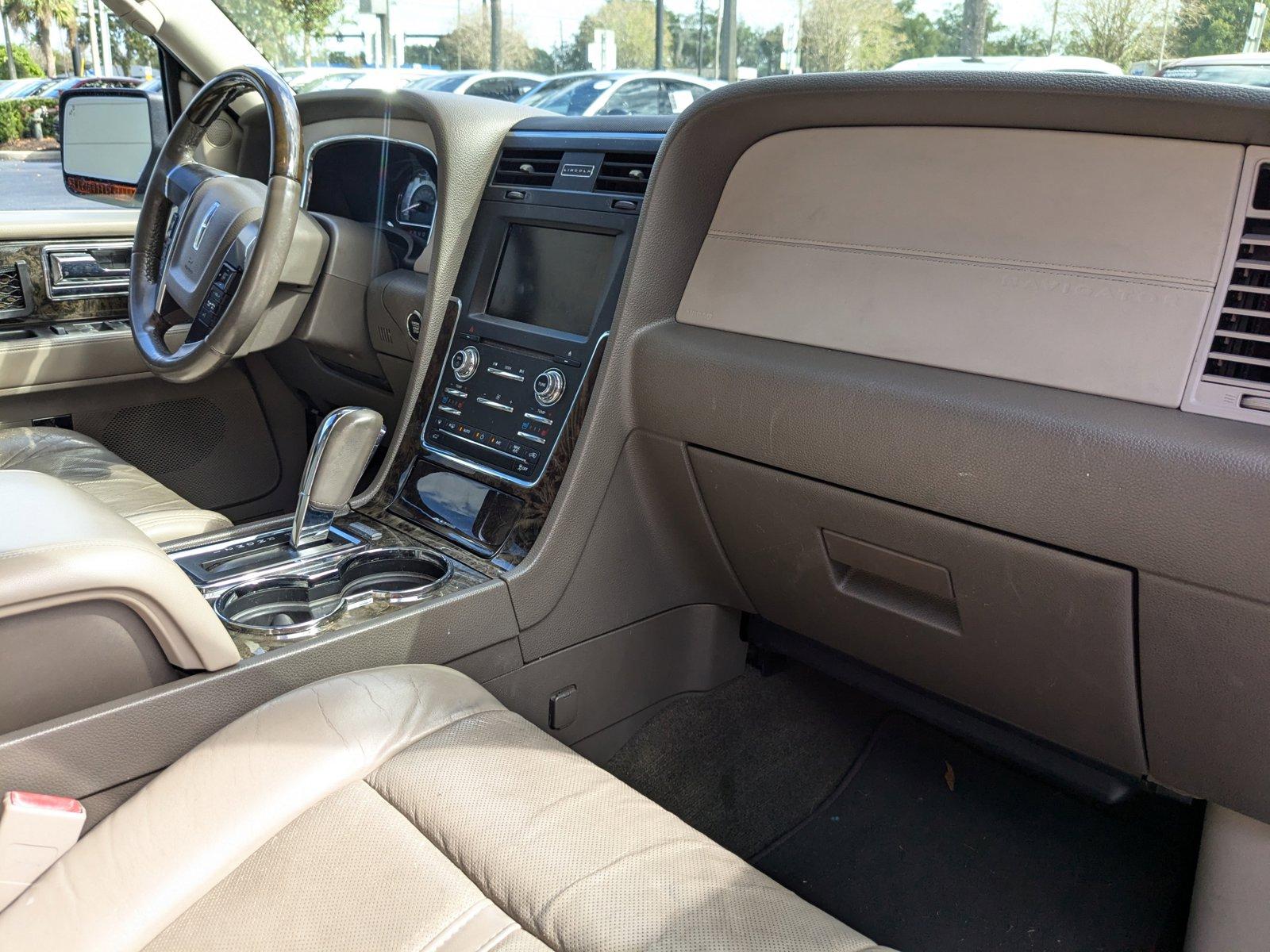 2015 Lincoln Navigator Vehicle Photo in Maitland, FL 32751