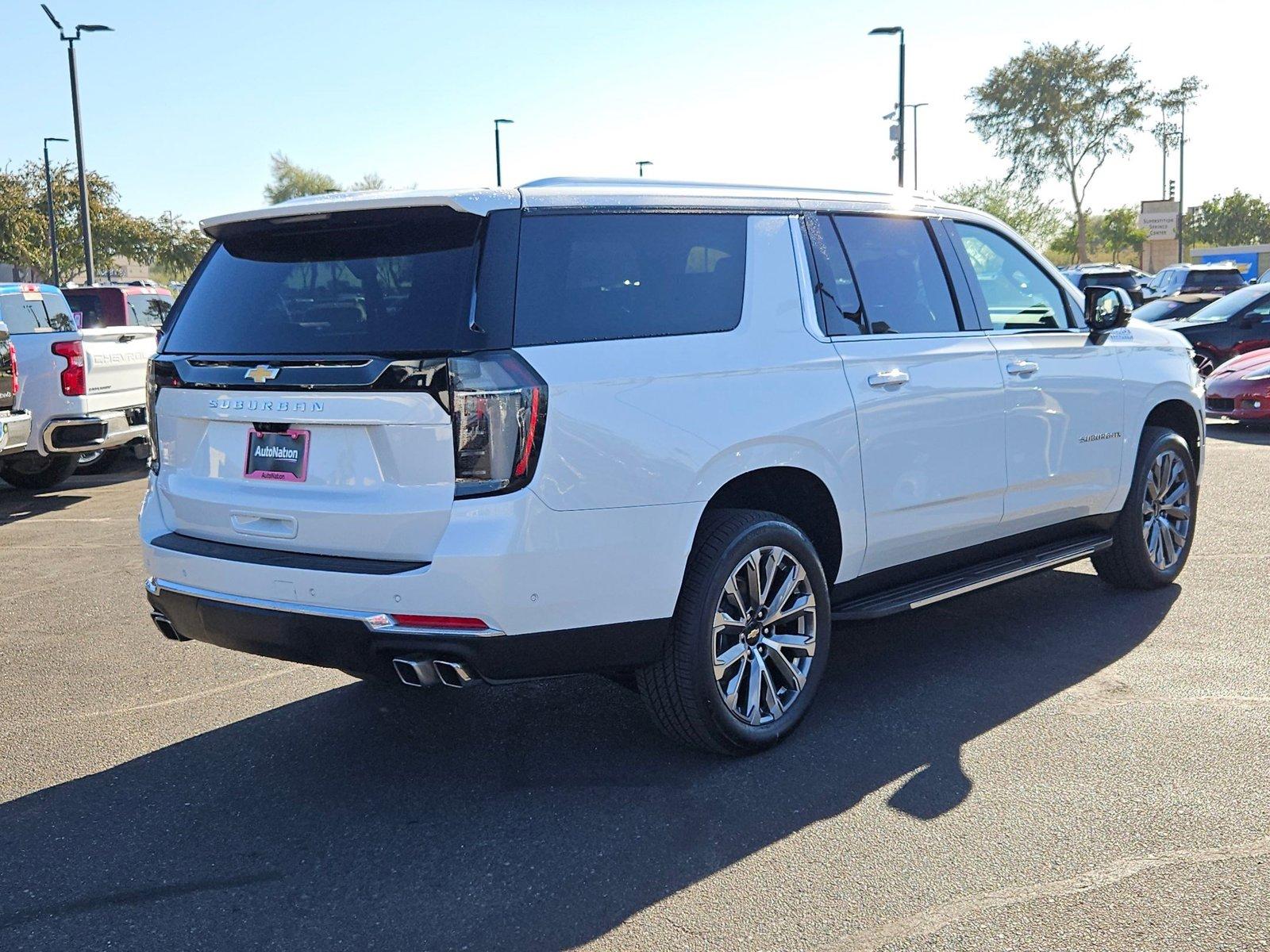 2025 Chevrolet Suburban Vehicle Photo in MESA, AZ 85206-4395