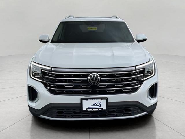 2024 Volkswagen Atlas Vehicle Photo in Oshkosh, WI 54904