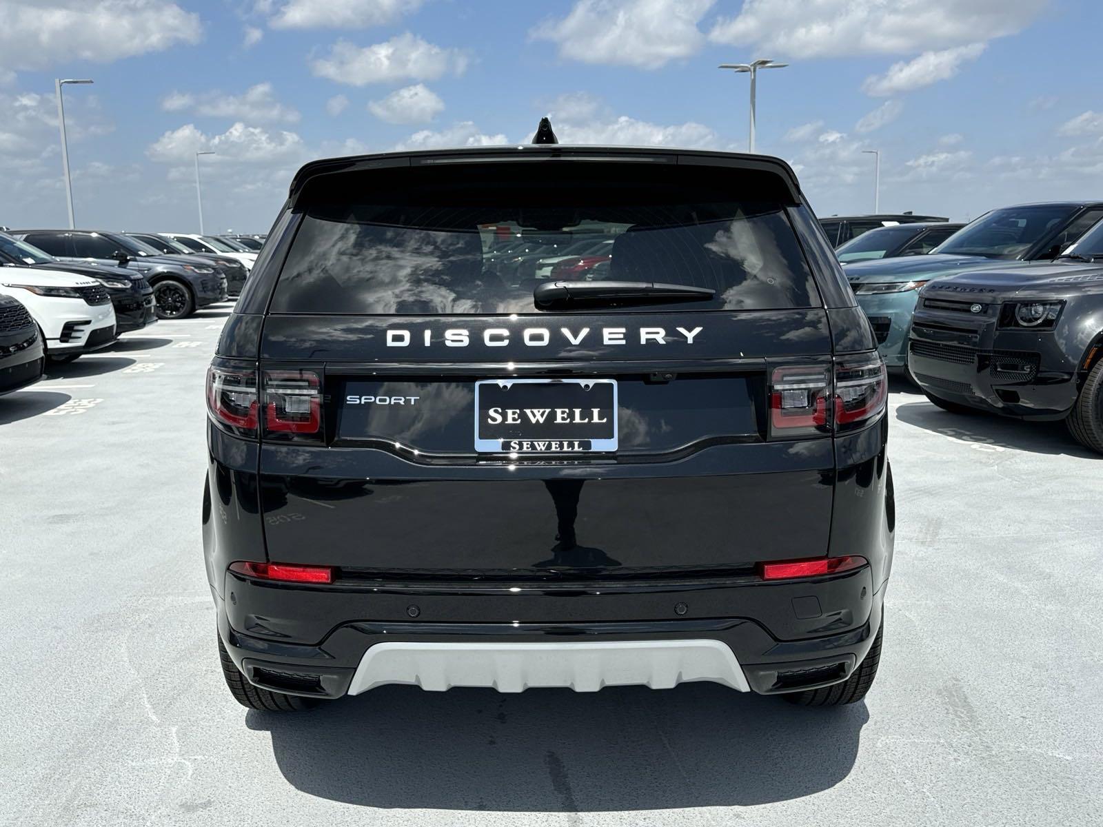 2024 Discovery Sport Vehicle Photo in AUSTIN, TX 78717