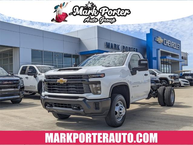 2025 Chevrolet Silverado 3500 HD Chassis Cab Vehicle Photo in POMEROY, OH 45769-1023