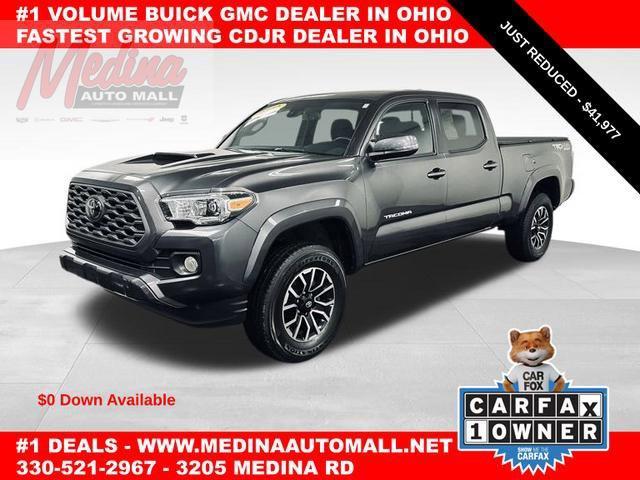 2022 Toyota Tacoma 4WD Vehicle Photo in MEDINA, OH 44256-9631