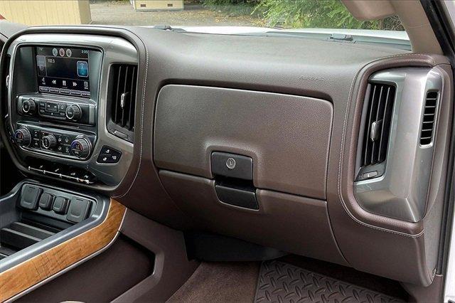 2015 Chevrolet Silverado 2500HD Built After Aug 14 Vehicle Photo in INDEPENDENCE, MO 64055-1314