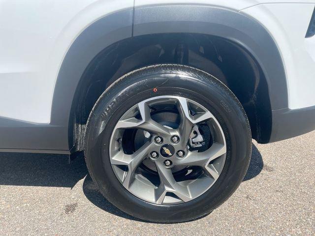 2025 Chevrolet Trax Vehicle Photo in GREELEY, CO 80634-4125