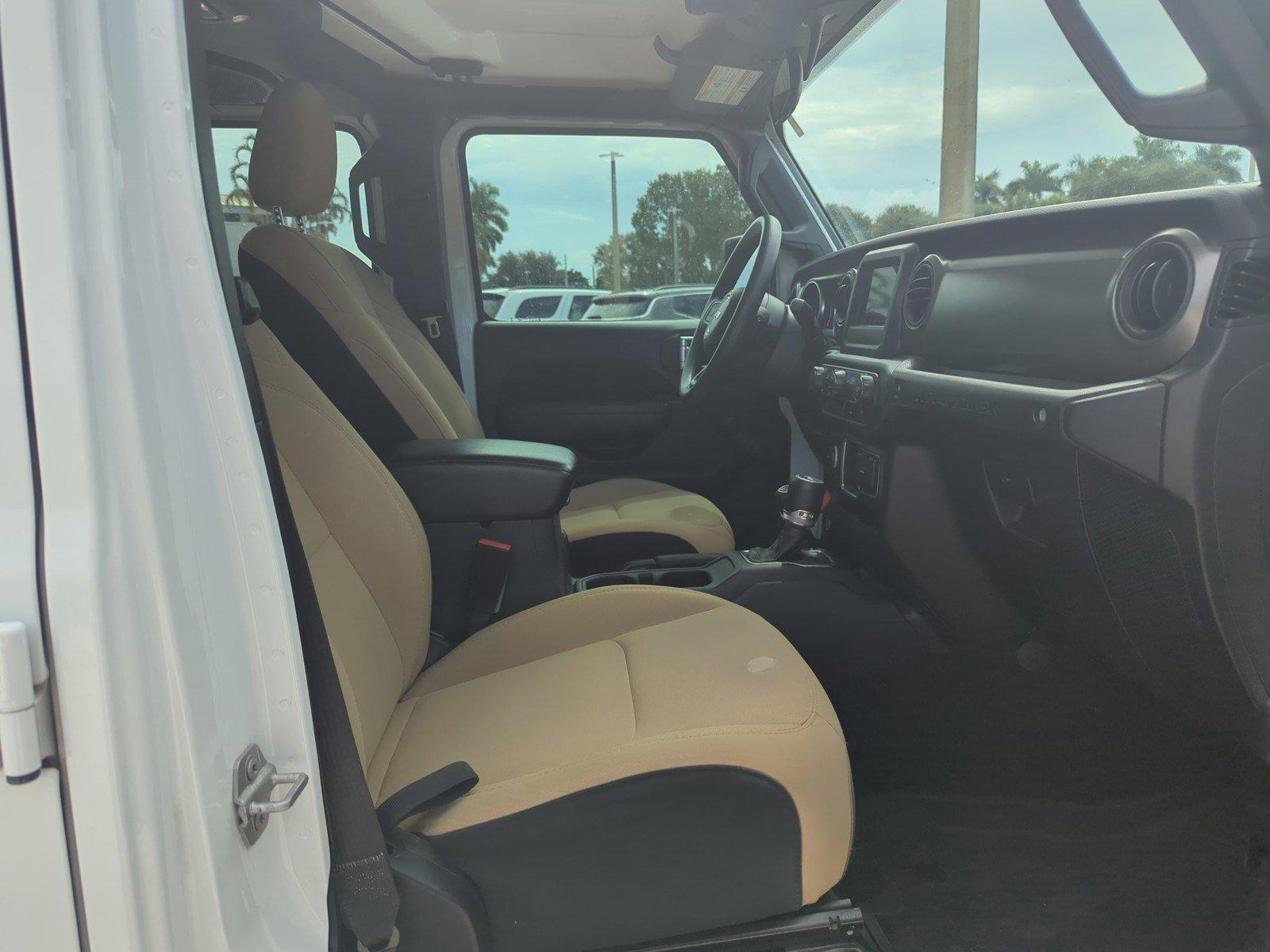 2023 Jeep Wrangler Vehicle Photo in Pembroke Pines, FL 33027