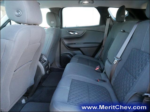 2021 Chevrolet Blazer Vehicle Photo in MAPLEWOOD, MN 55119-4794