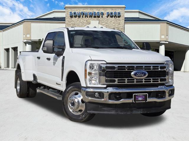 2024 Ford Super Duty F-350 DRW Vehicle Photo in Weatherford, TX 76087