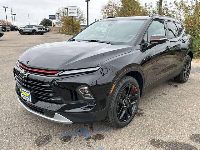 2025 Chevrolet Blazer Vehicle Photo in GREELEY, CO 80634-4125