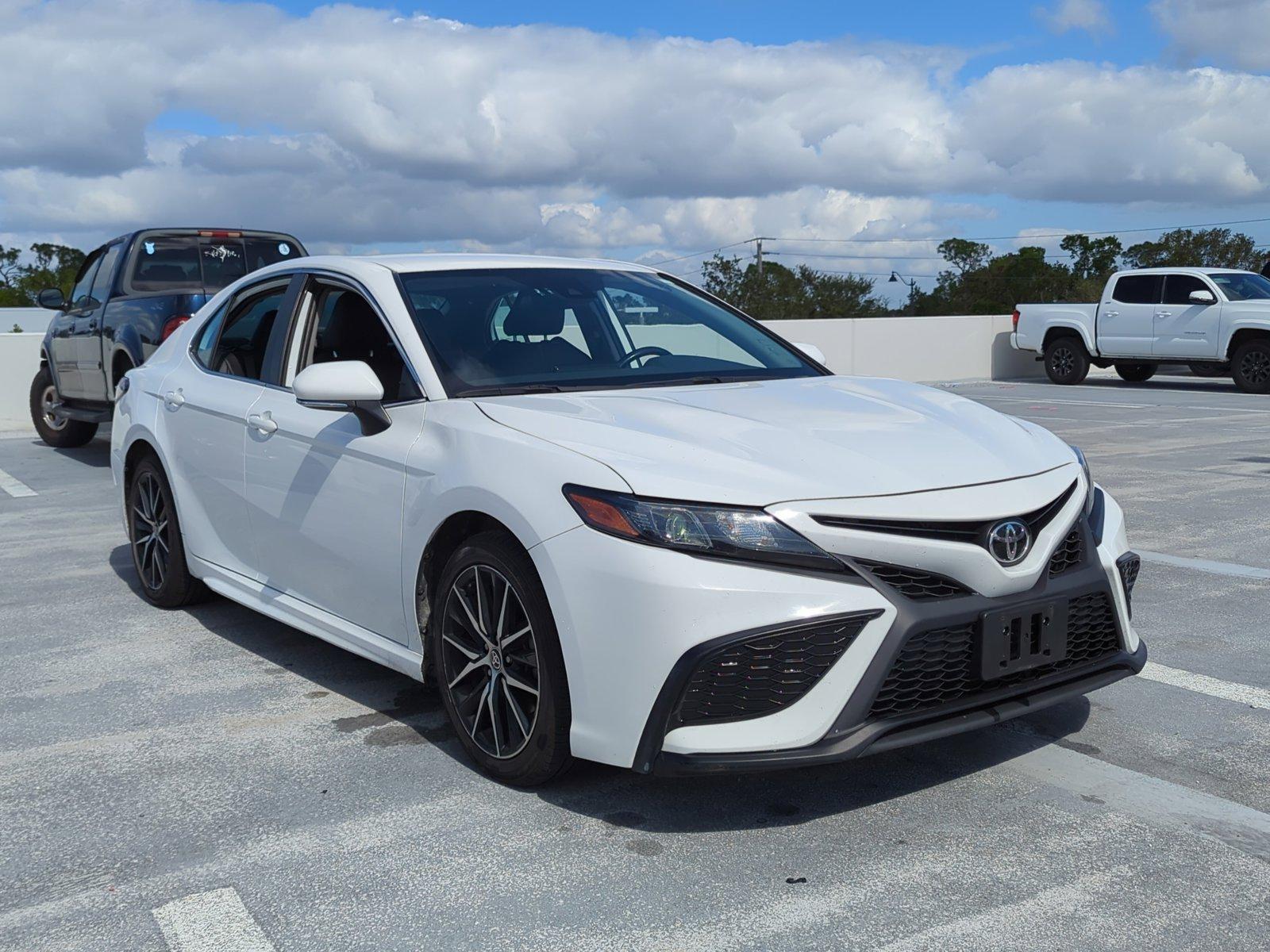 2022 Toyota Camry Vehicle Photo in Ft. Myers, FL 33907