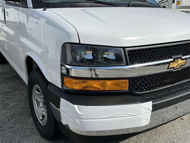 2025 Chevrolet Express Cargo 2500 Vehicle Photo in ALCOA, TN 37701-3235