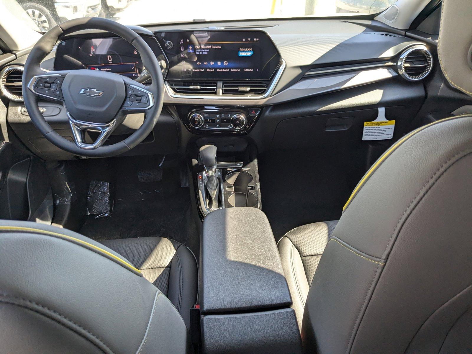 2025 Chevrolet Trax Vehicle Photo in MIAMI, FL 33134-2699