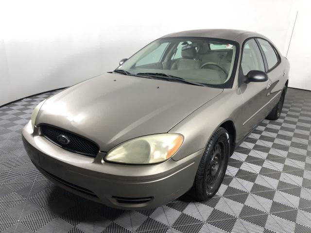 2005 Ford Taurus Vehicle Photo in INDIANAPOLIS, IN 46227-0991