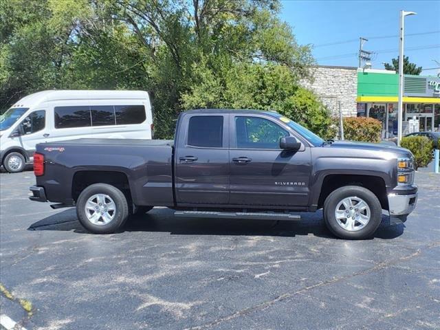 2015 Chevrolet Silverado 1500 Vehicle Photo in Saint Charles, IL 60174