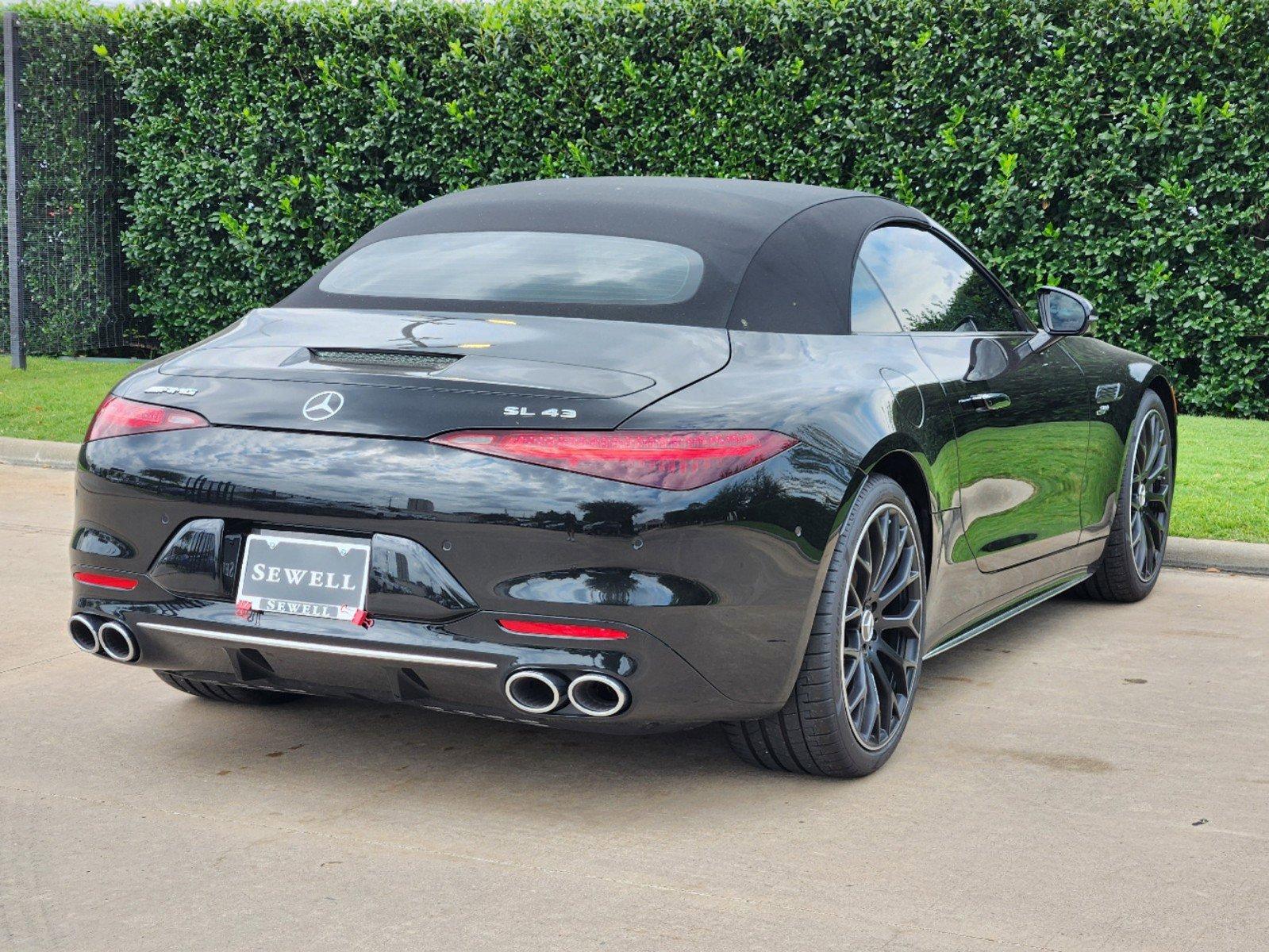 2024 Mercedes-Benz SL Vehicle Photo in HOUSTON, TX 77079