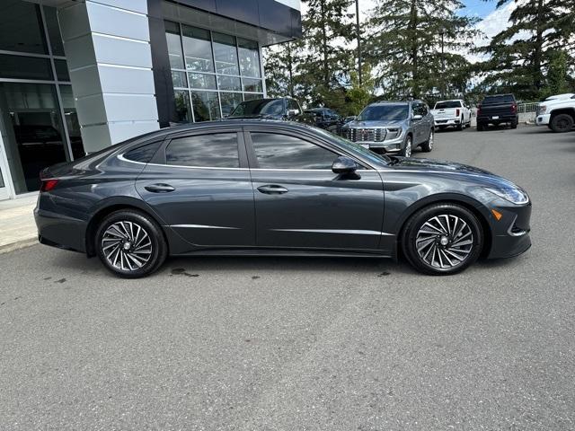 Used 2023 Hyundai Sonata Hybrid Limited with VIN KMHL54JJ5PA059994 for sale in Bellevue, WA